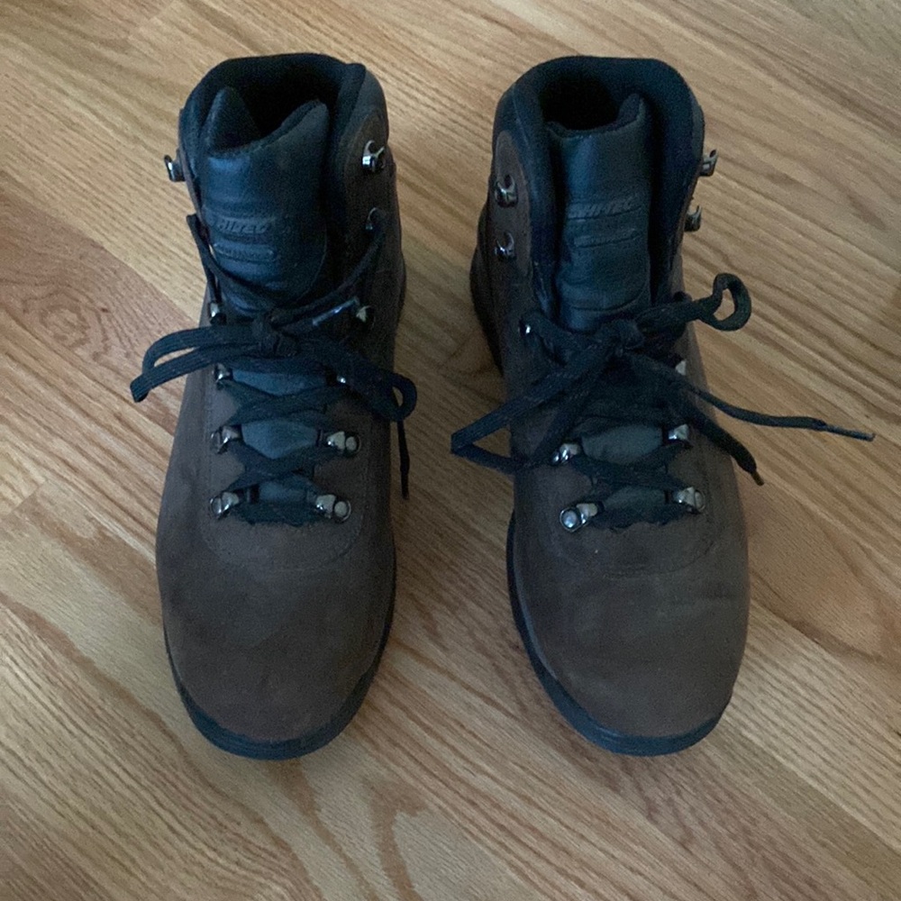 HI-TEC waterproof shoes
